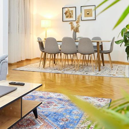 Caragiale Apartment Букурещ Екстериор снимка