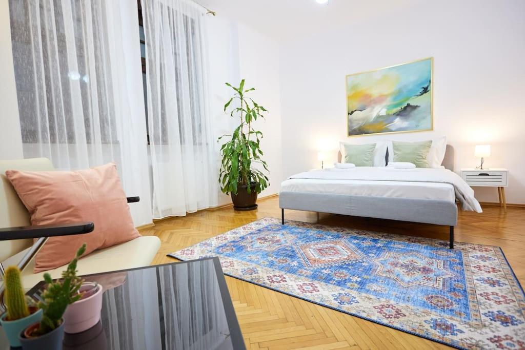 Caragiale Apartment Букурещ Екстериор снимка