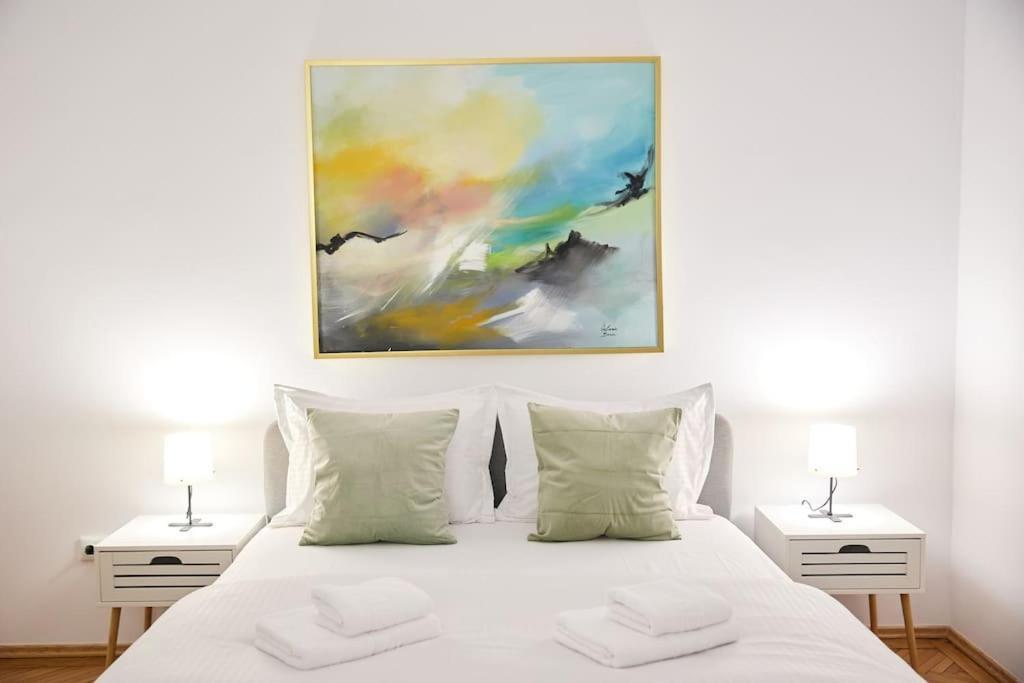 Caragiale Apartment Букурещ Екстериор снимка