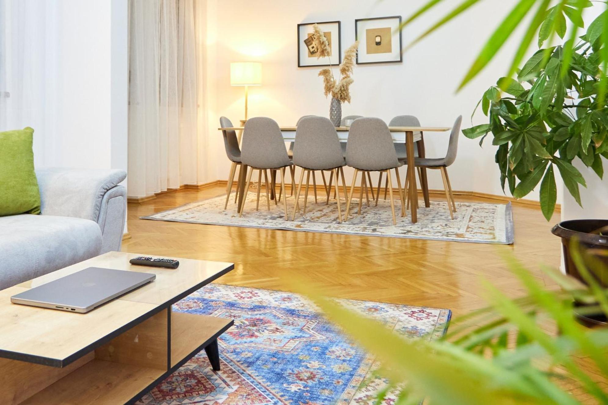 Caragiale Apartment Букурещ Екстериор снимка