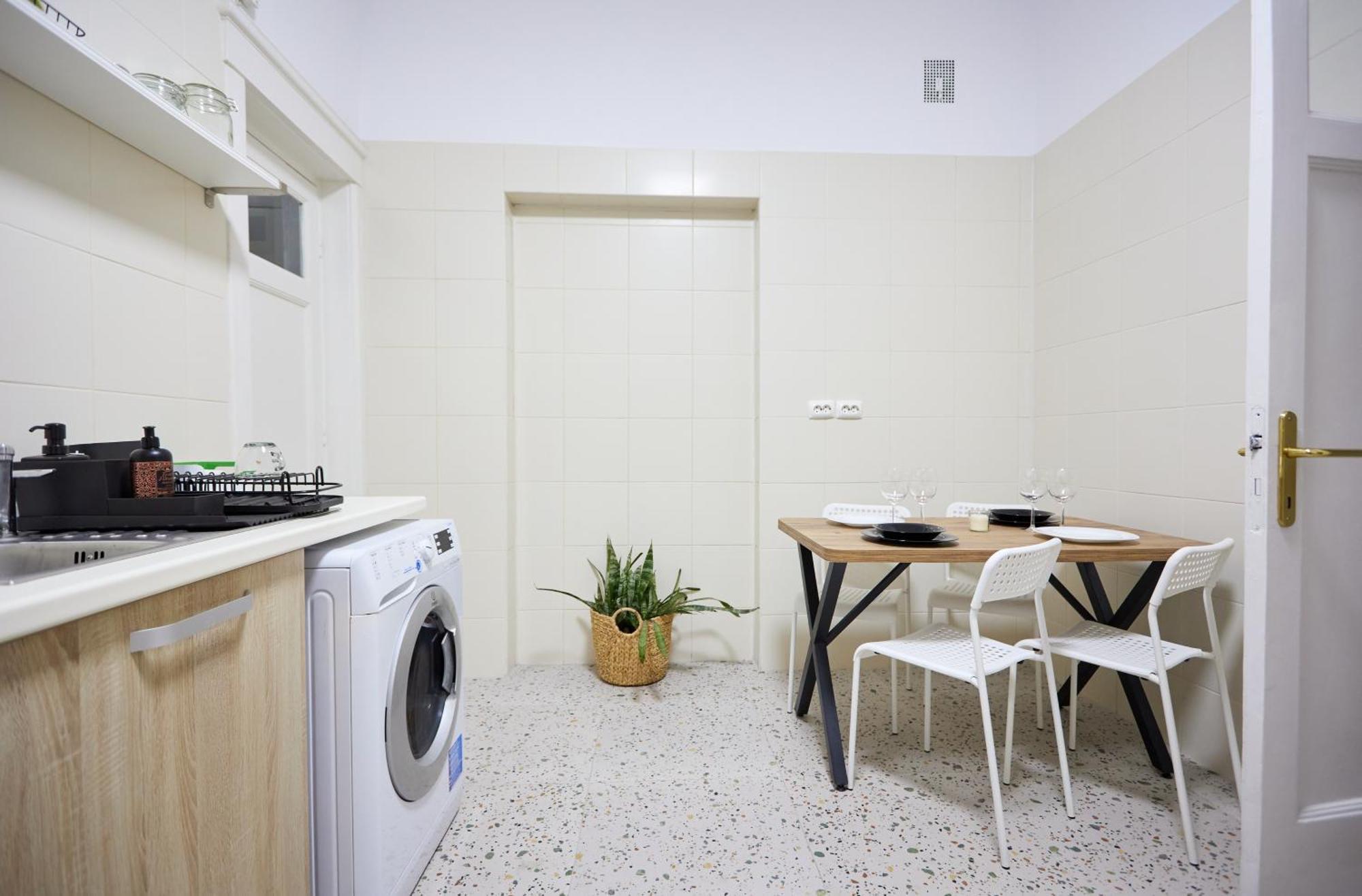 Caragiale Apartment Букурещ Екстериор снимка